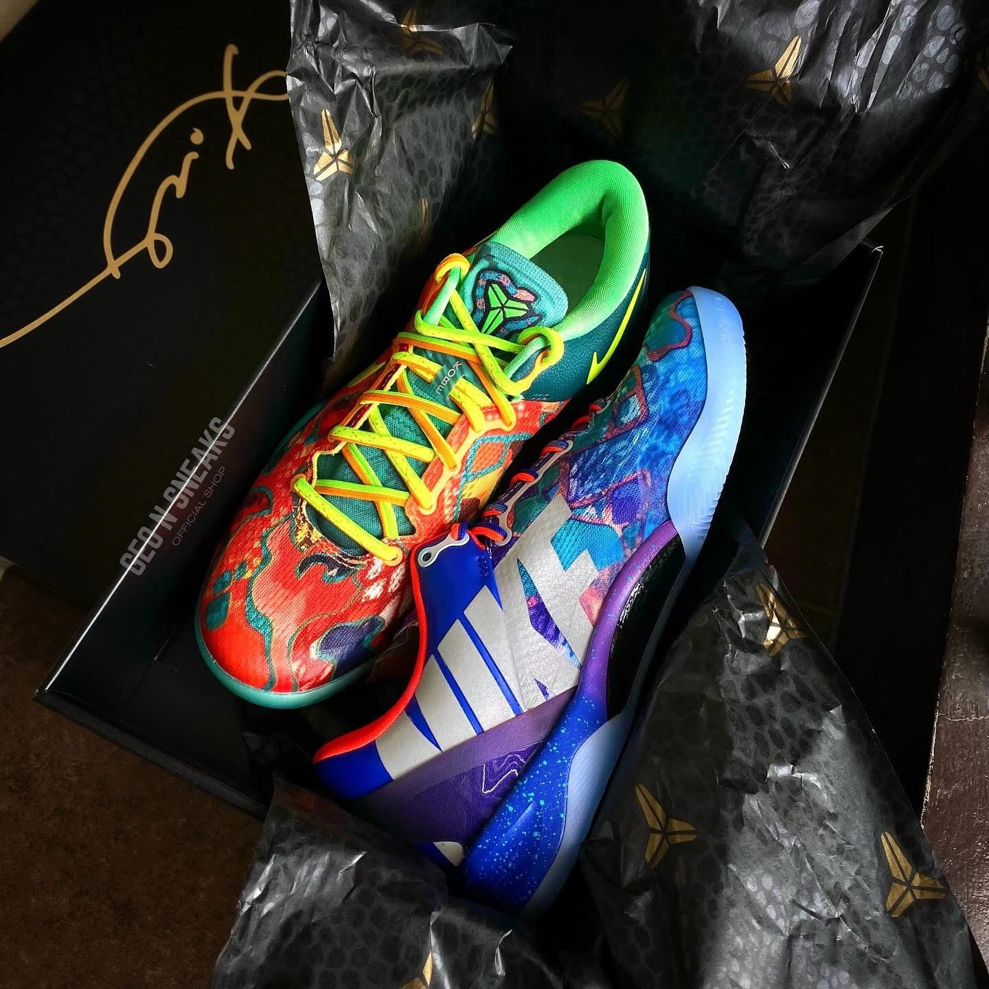 KOBE 8 PROTRO “What The”