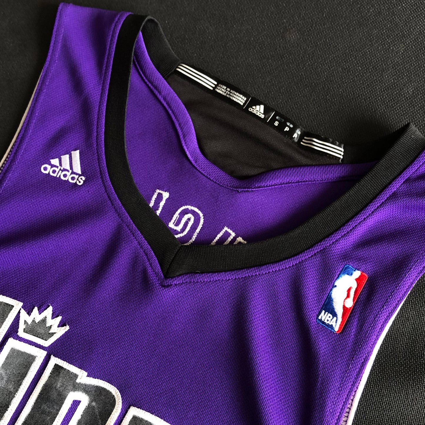DEMARCUS COUSINS KINGS #15 JERSEY