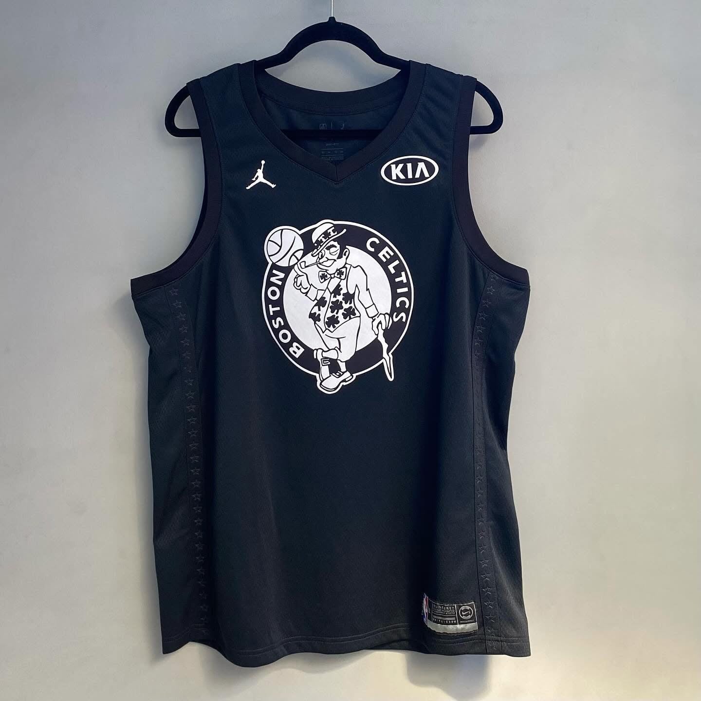 KYRIE IRVING #11 BOSTON JERSEY