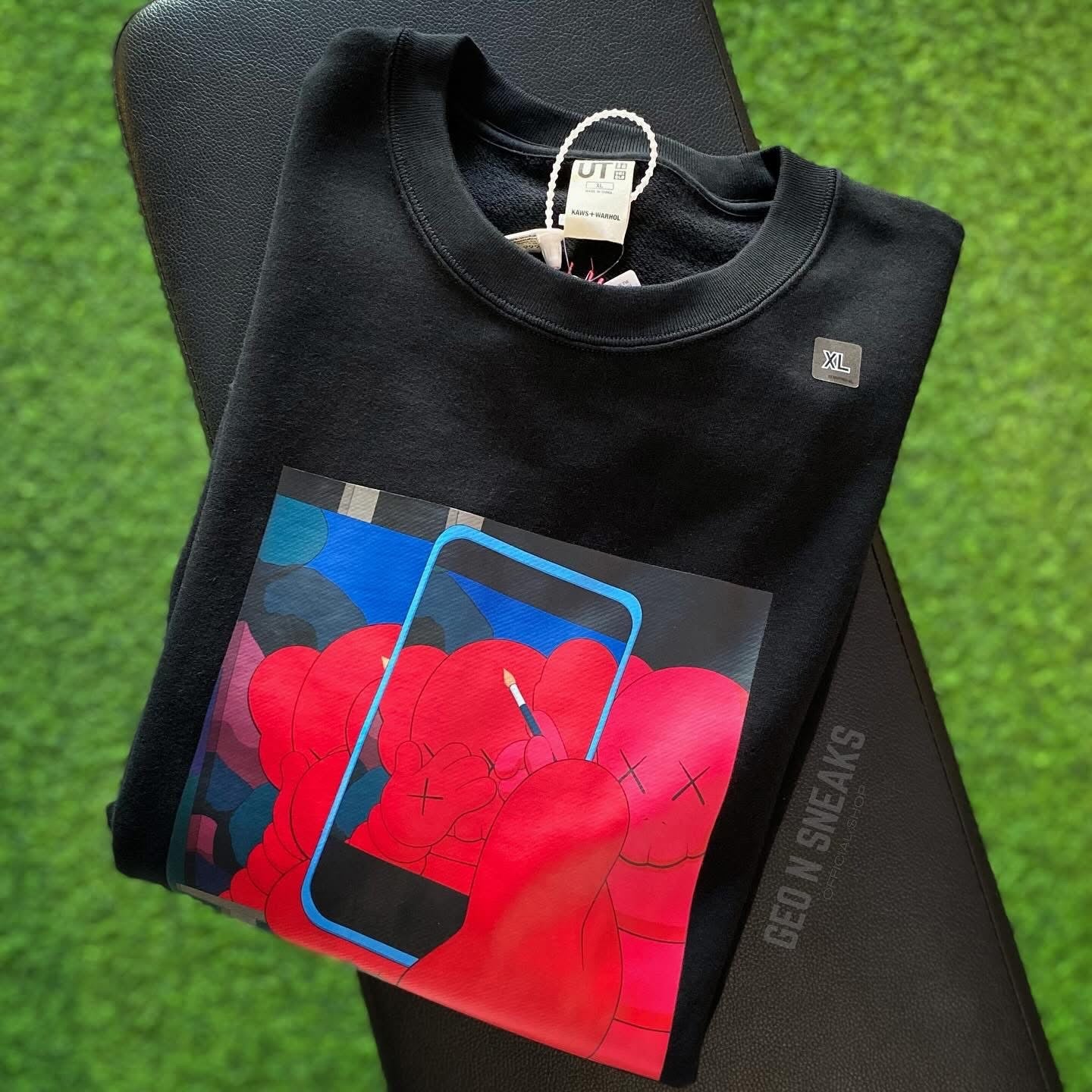 KAWS + WARHOL SWEATSHIRT “Kaws Art”