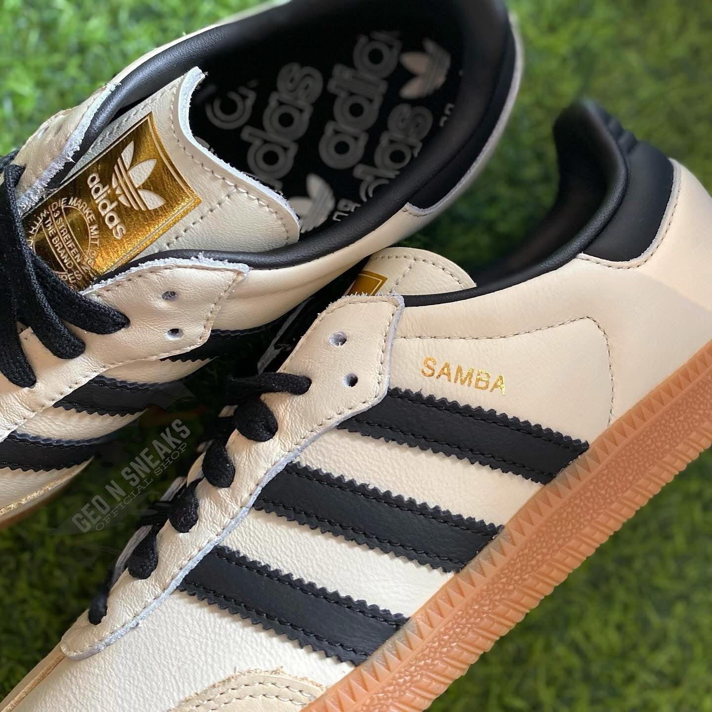 SAMBA OG WMNS “Cream White Strata”