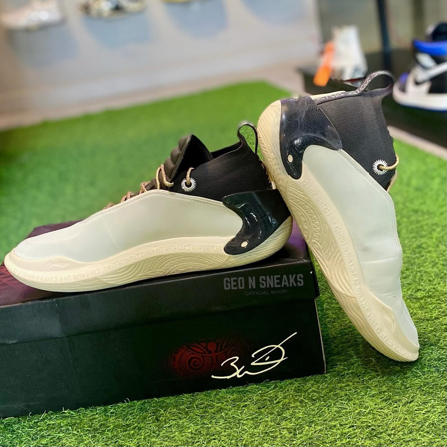 WAY OF WADE 11 “Hall of Fame”