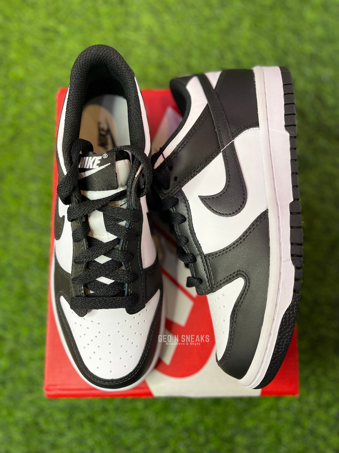 Nike Dunk Low Retro Womens "Panda"