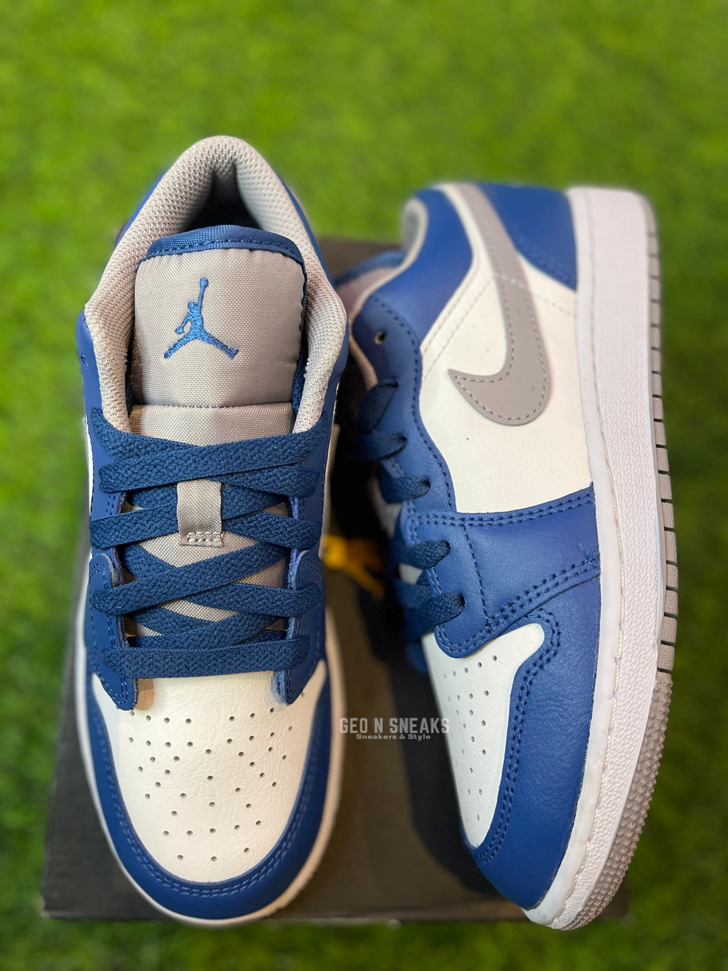 Air Jordan 1 Low GS "True Blue"