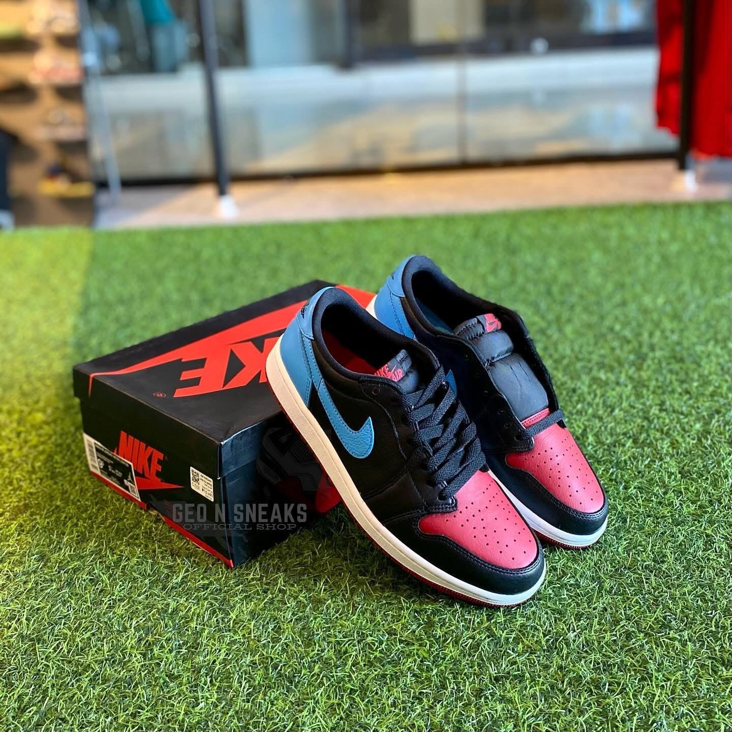 AIR JORDAN 1 LOW WMNS “Unc-Chi”