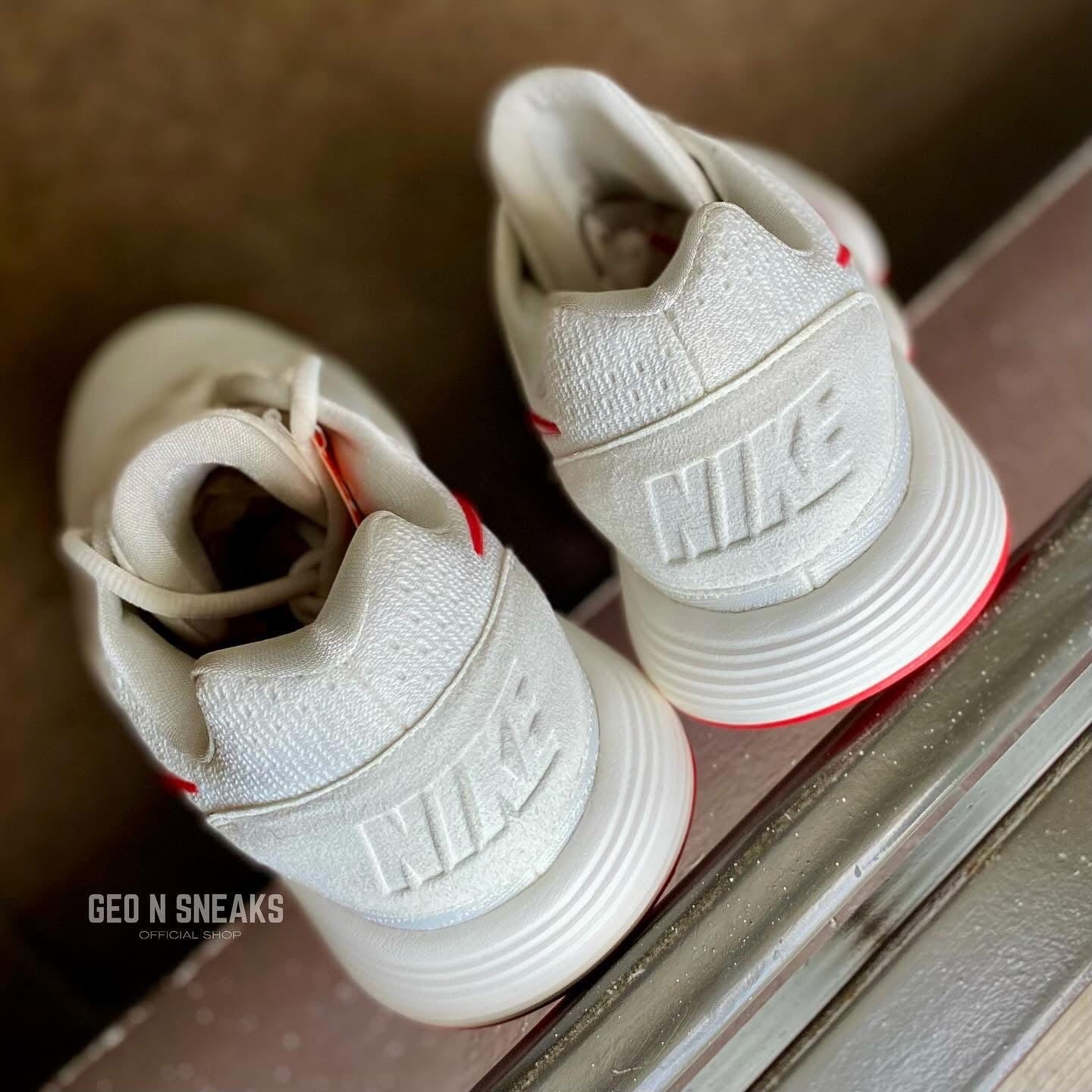 HYPERDUNK 2017 LOW EP “Sail University Red”