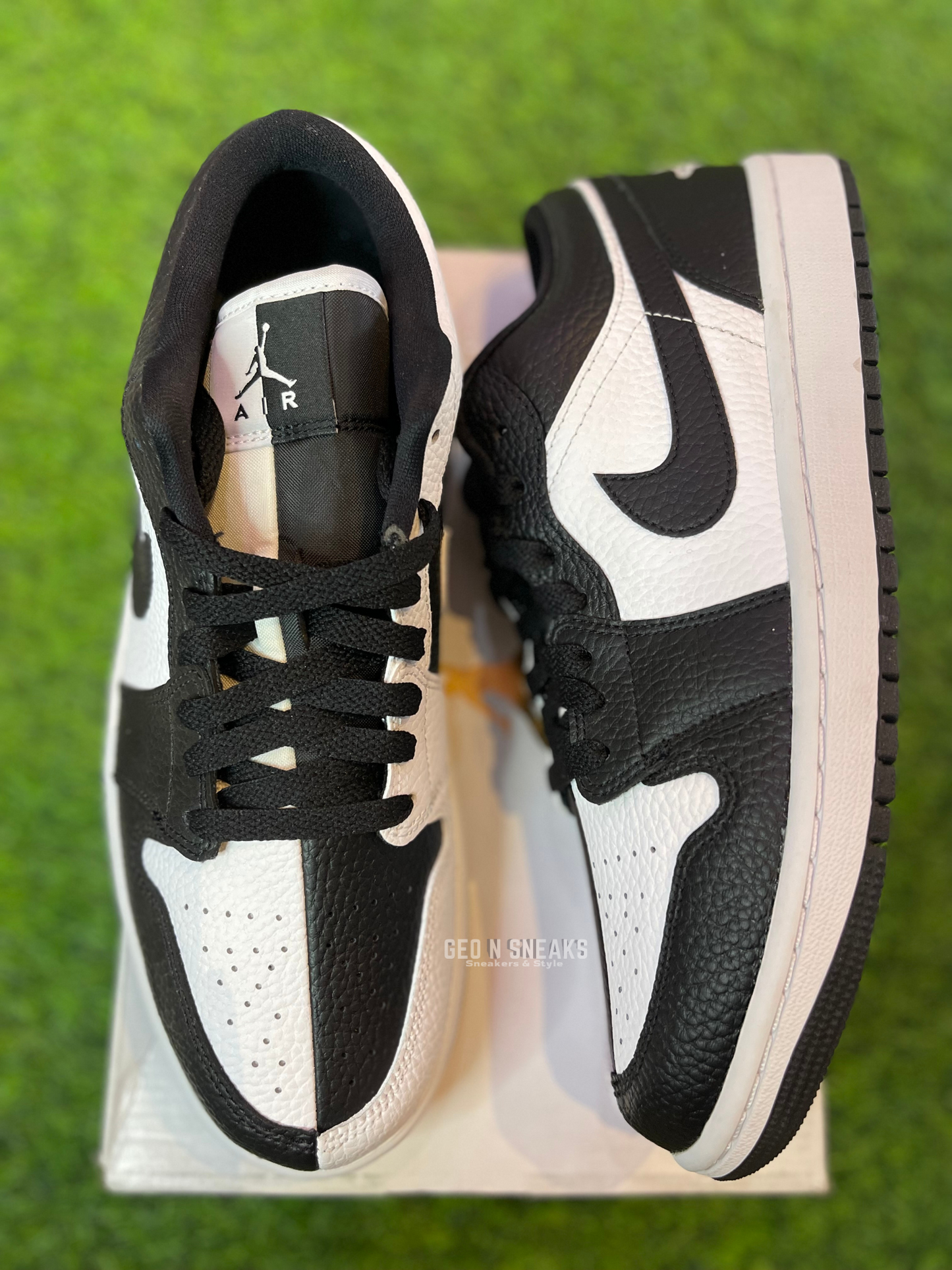 Air Jordan 1 Low SE Womens "Invert Black"