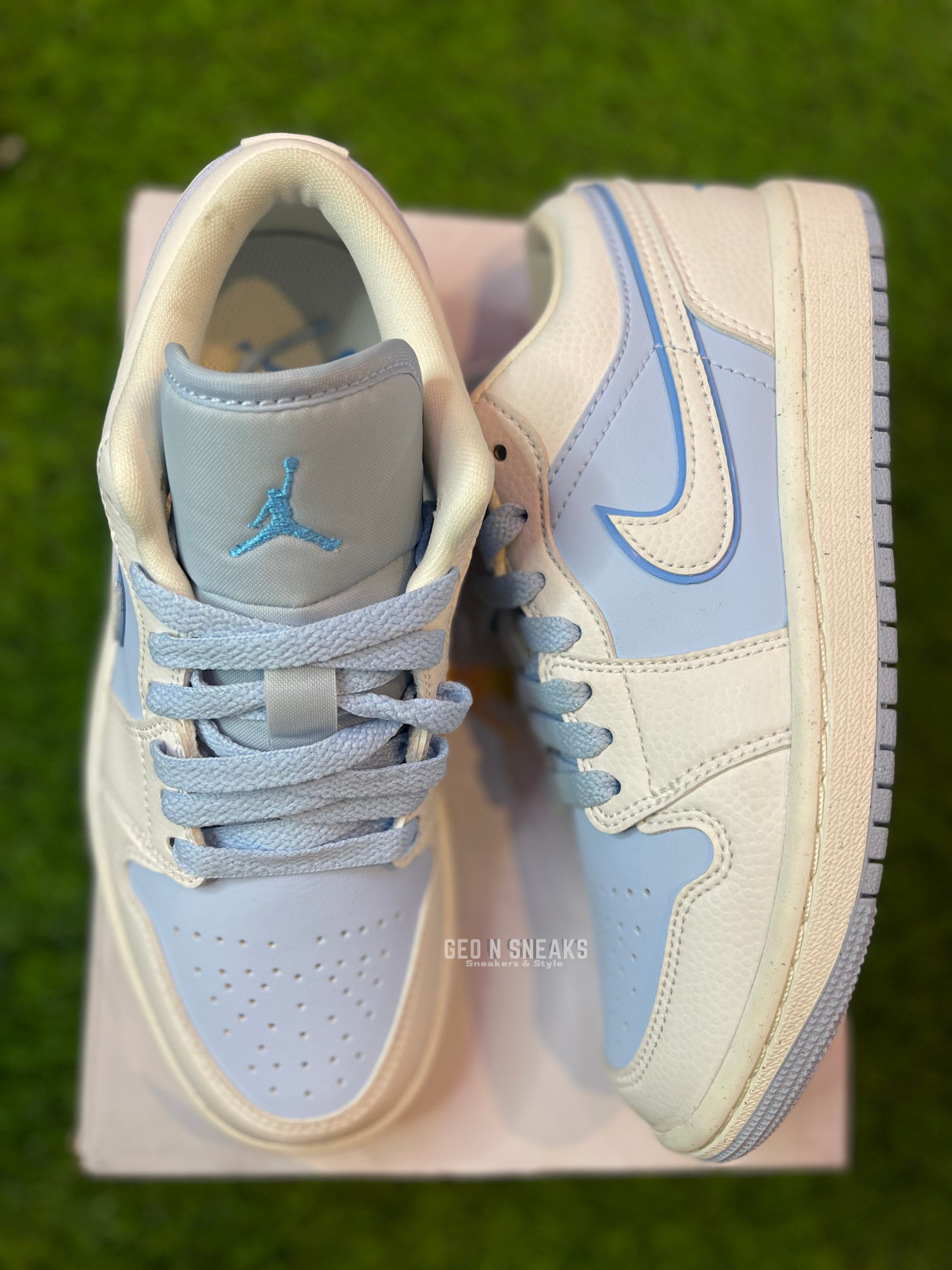 Air Jordan 1 Low Womens "Reverse Ice Blue"